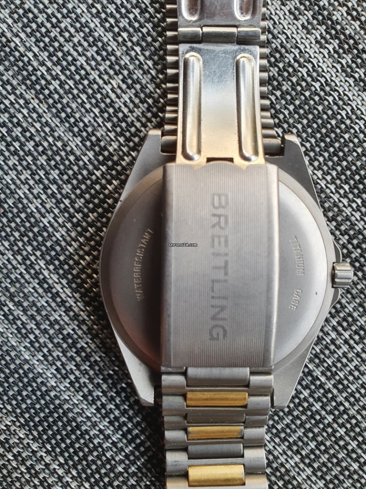 IMG_9081 Breitling Aerospace Mens watch Unisex Quartz Titanium F56059 Replica 6