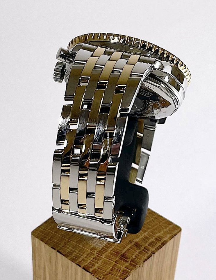 IMG_9081 Breitling Navitimer Cosmonaute Mens watch Unisex Automatic Steel D22322 Replica 6