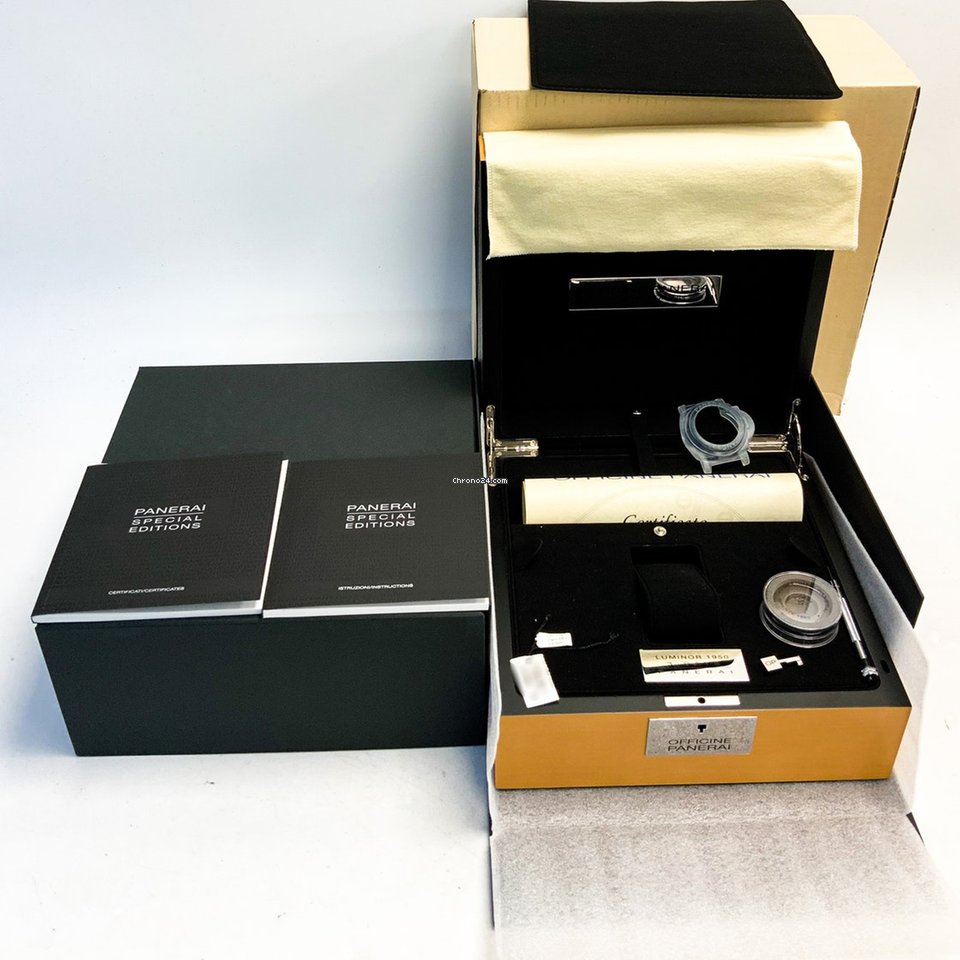 Panerai Special Editions Mens watch Unisex Manual winding Steel PAM00663 Replica 6