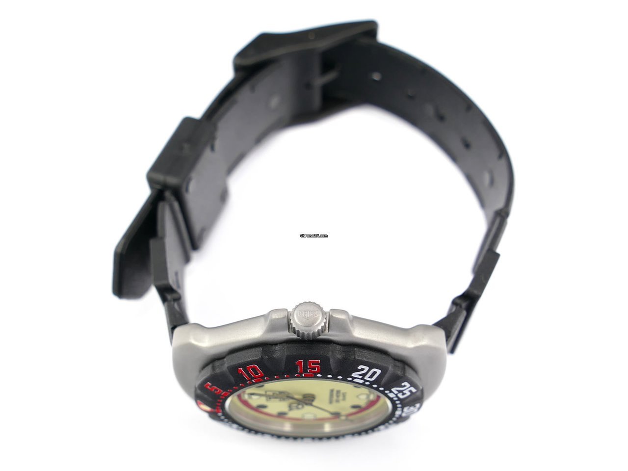 IMG_9081 TAG Heuer Formula 1 Quartz Mens watch Unisex Quartz Steel WA1211 Replica 6