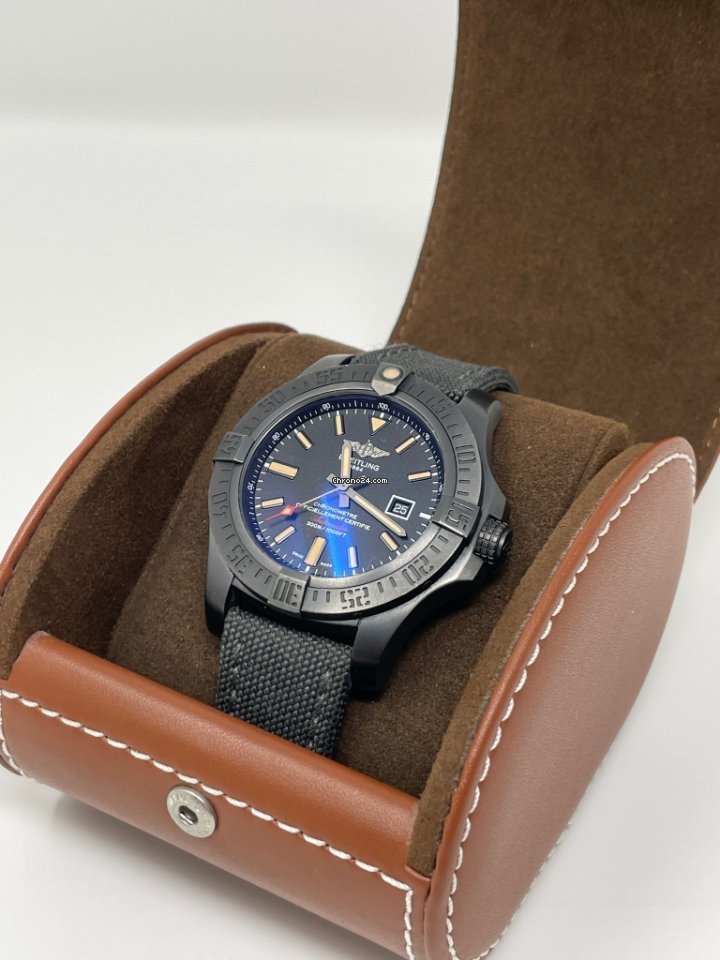 IMG_9081 Breitling Avenger Blackbird Mens watch Unisex Automatic Titanium V1731010 BD12 100W Replica 6