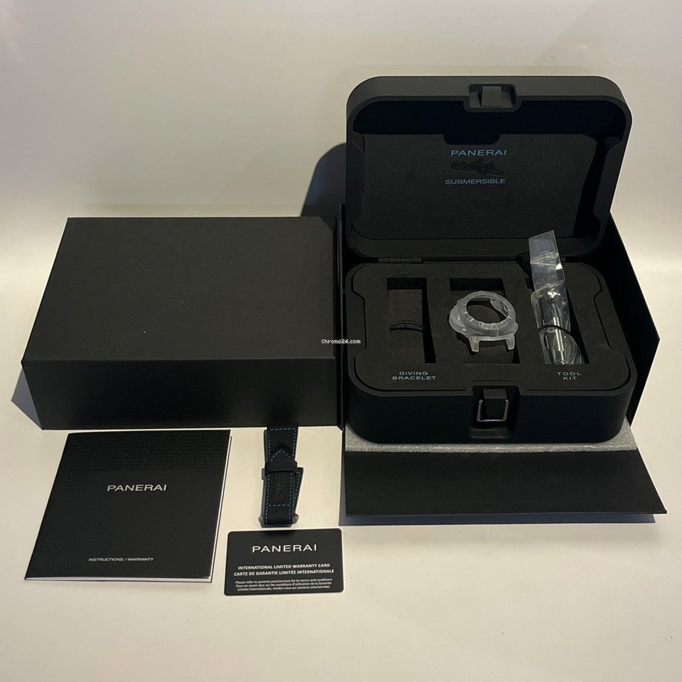 IMG_9081 Panerai Luminor Submersible 1950 3 Days Automatic Mens watch Unisex Automatic Titanium PAM01305 Replica 6