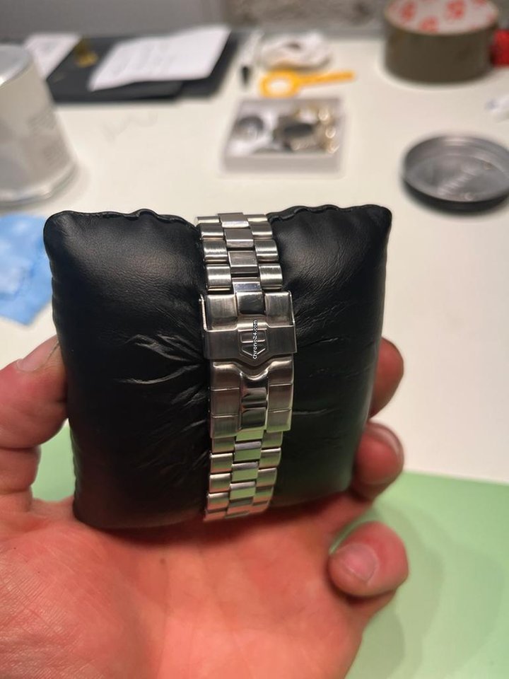 IMG_9081 TAG Heuer 2000 Mens watch Unisex Quartz WK1212-0 Replica 6