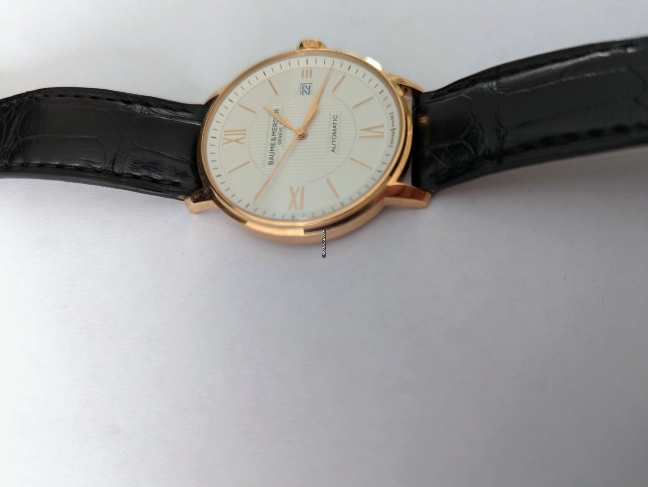 IMG_9081 Baume & Mercier Classima Mens watch Unisex Rose gold MOA10037 Replica 6
