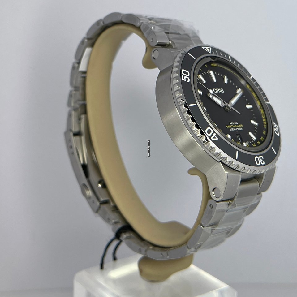 IMG_9081 Oris Aquis Depth Gauge Mens watch Unisex Automatic Steel 01 733 7755 4154-Set MB Replica 6