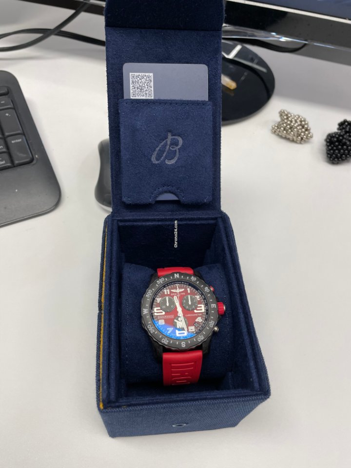 IMG_9081 Breitling Endurance Pro Mens watch Unisex Quartz X823109A1K1S1 Replica 6
