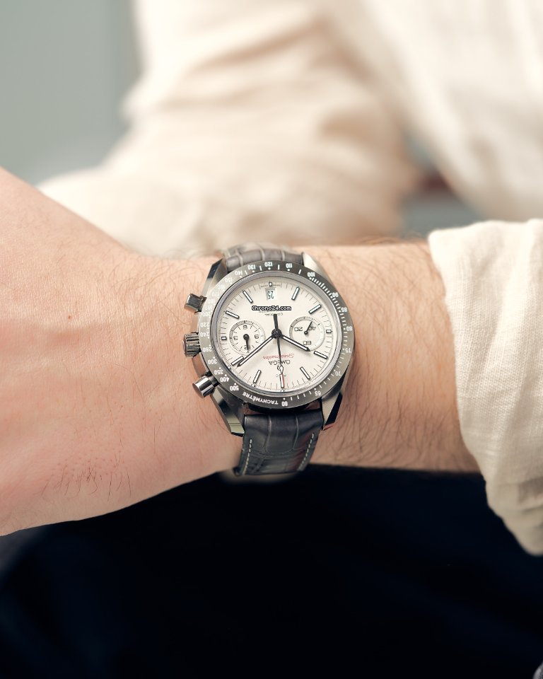 IMG_9081 Omega Speedmaster Professional Moonwatch Mens watch Unisex Automatic Ceramic 311.93.44.51.99.002 Replica 6