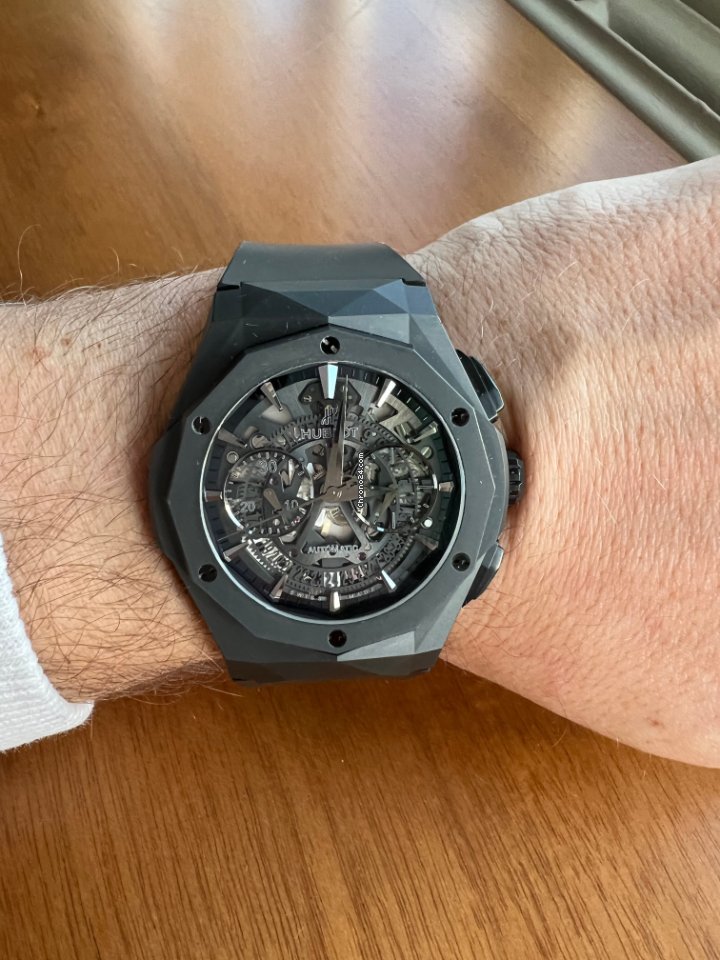 Hublot Classic Fusion Mens watch Unisex Automatic Ceramic 525.CI.0119.RX.ORL18 Replica 6
