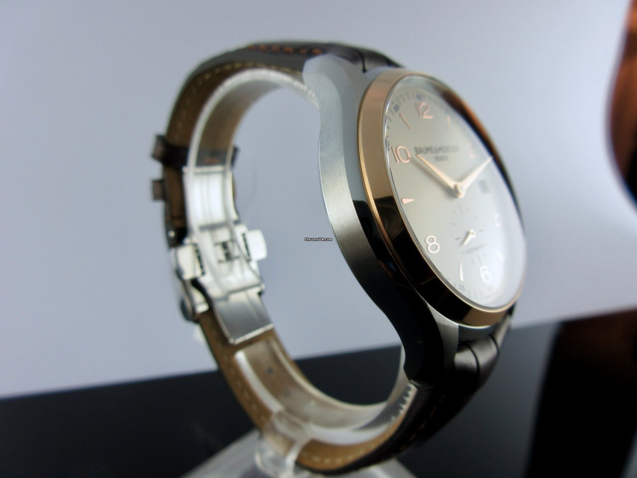 IMG_9081 Baume & Mercier Clifton Mens watch Unisex Automatic Gold Steel MOA10139 Replica 6