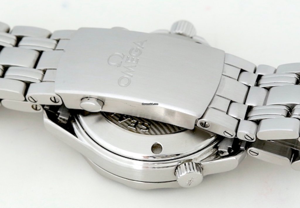 IMG_9081 Omega Seamaster Diver 300 M Mens watch Unisex Automatic Steel 212.30.36.20.01.002 Replica 6