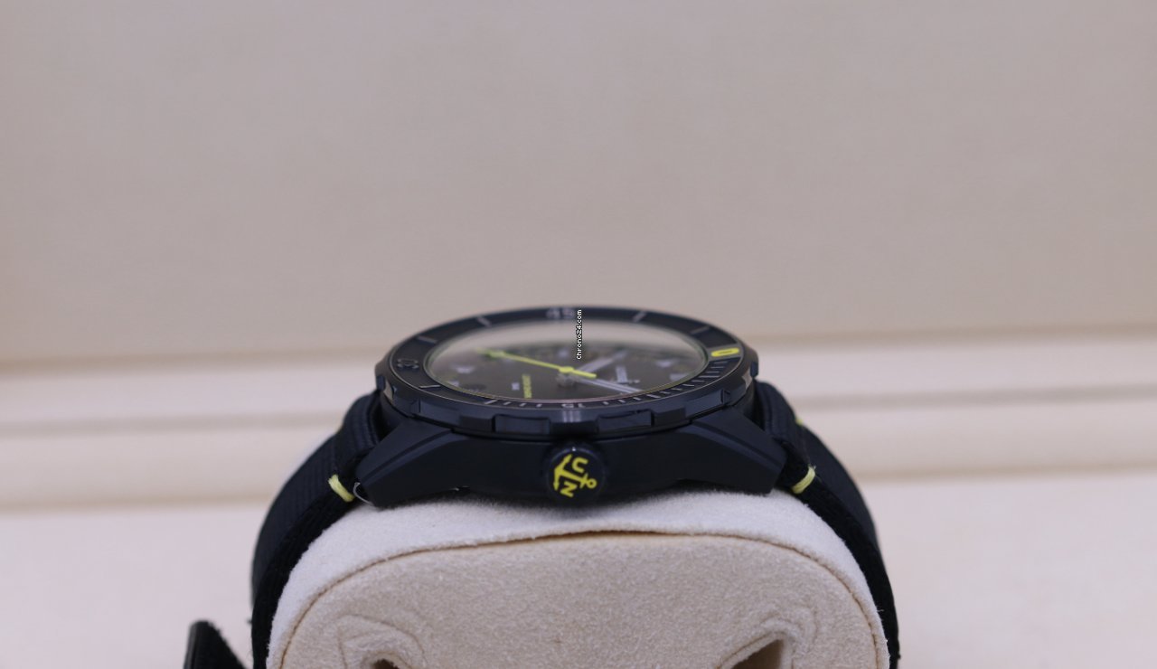 Ulysse Nardin Mens watch Unisex Automatic Steel 8163-175LE 92-LEMONSHARK Replica 6
