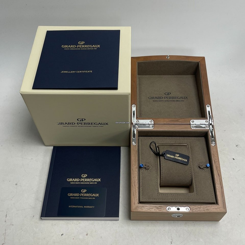 IMG_9081 Girard Perregaux Laureato Womens watch Quartz Steel 80189D56A331-56A Replica 6