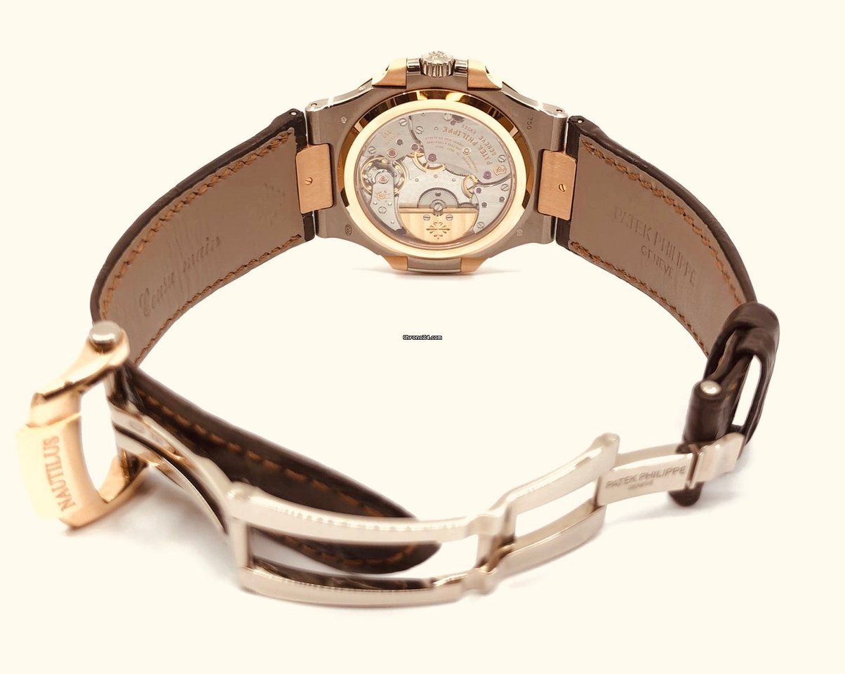 Patek Philippe Nautilus 5712GR Replica 7