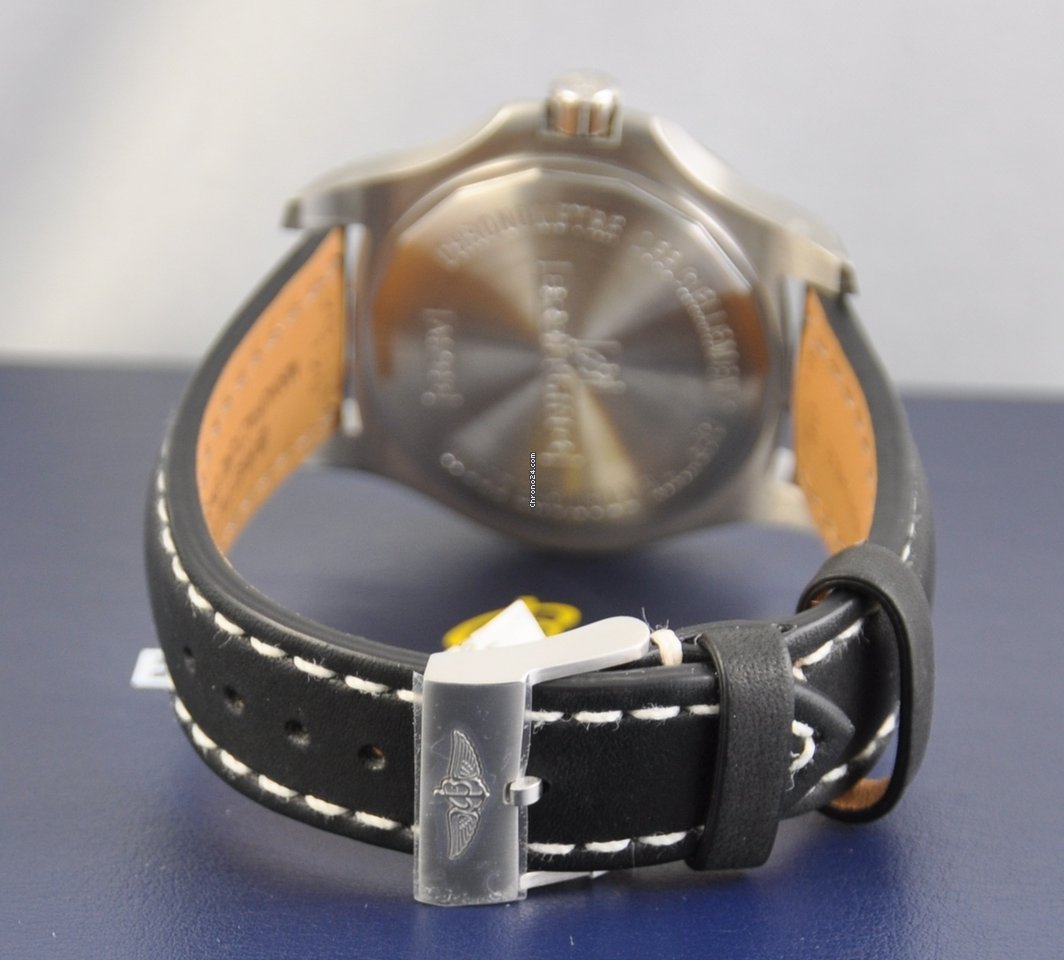 IMG_9081 Breitling Chronomat Colt Mens watch Unisex Automatic Steel A17313101G1X1 Replica 7