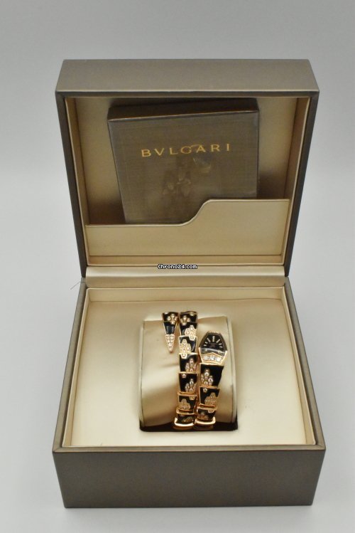 IMG_9081 Bulgari Serpenti Womens watch Quartz Rose gold 101986 Replica 7