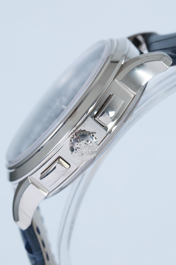 IMG_9081 Patek Philippe World Time Chronograph Mens watch Unisex Automatic White gold 5930G-001 Replica 7