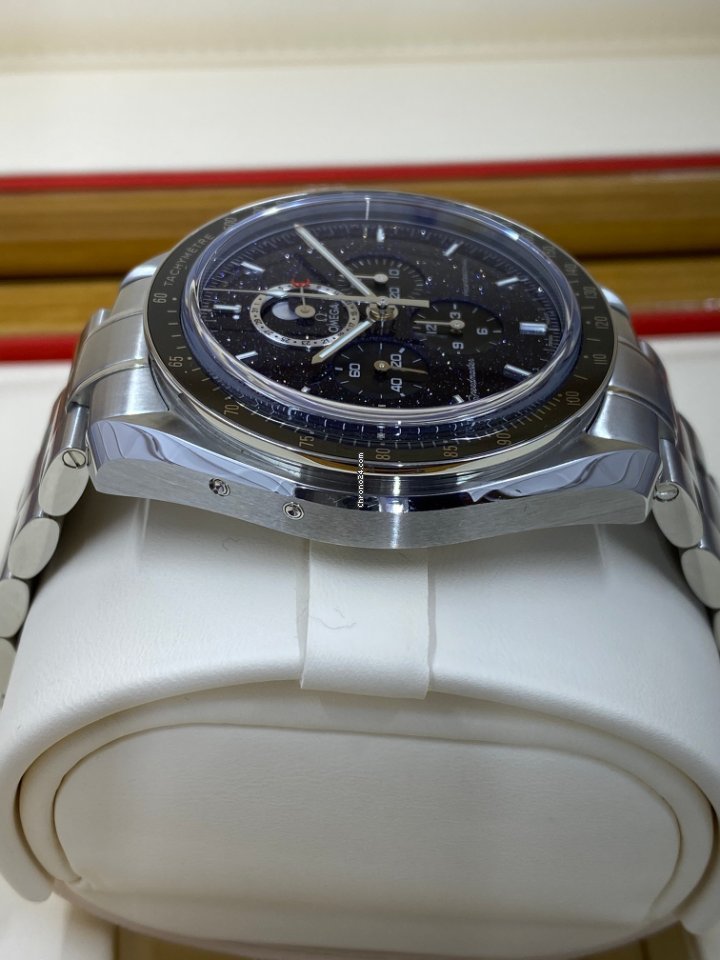 Omega Speedmaster Professional Moonwatch Moonphase 31130443201001 Replica 7