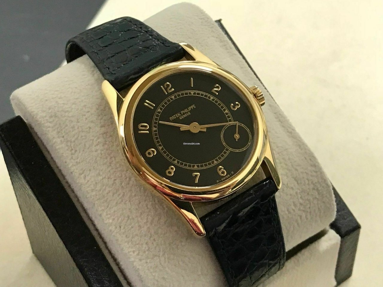 IMG_9081 Patek Philippe Calatrava Yellow gold 5000 Replica 7