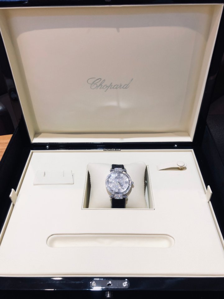 Chopard Imperiale Quartz White gold 384242-1001 Replica 7