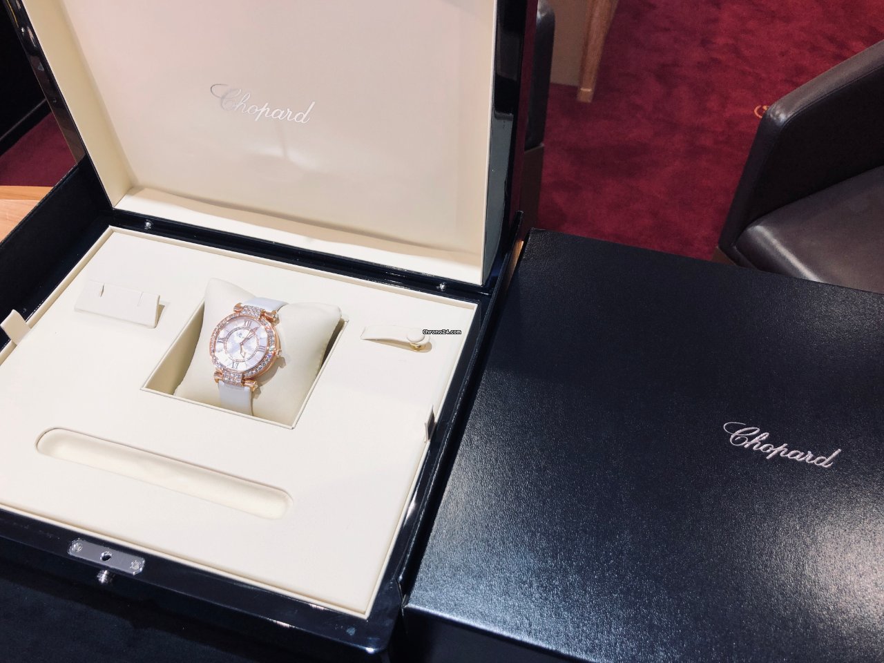 IMG_9081 Chopard Imperiale Automatic Rose gold 384239-5018 Replica 7