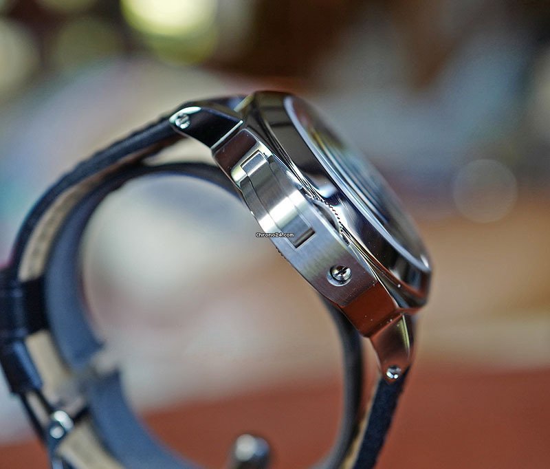 IMG_9081 Panerai Luminor Base Manual winding Steel PAM 219 Replica 7
