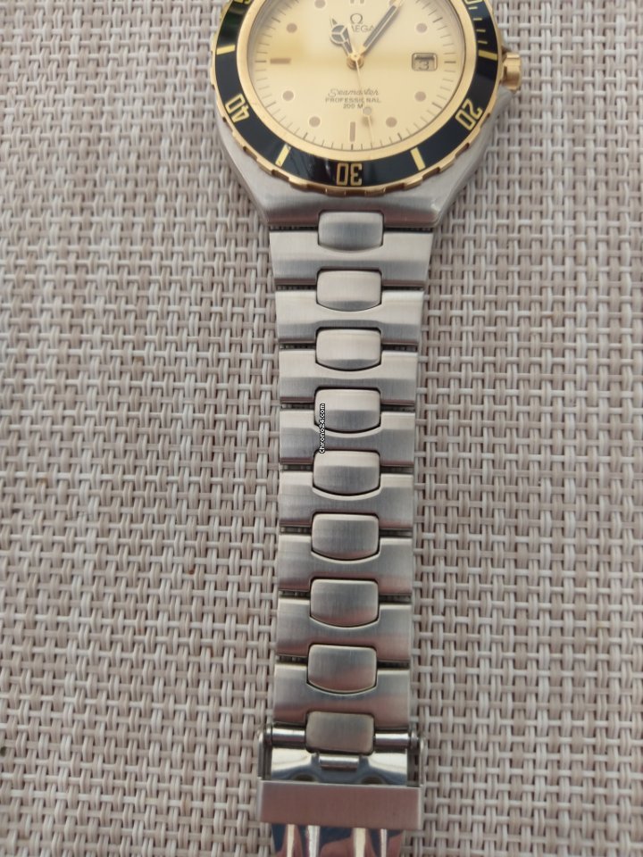 IMG_9081 Omega Seamaster Diver 300 M Mens watch Unisex Quartz Steel 396.104 1 Replica 7
