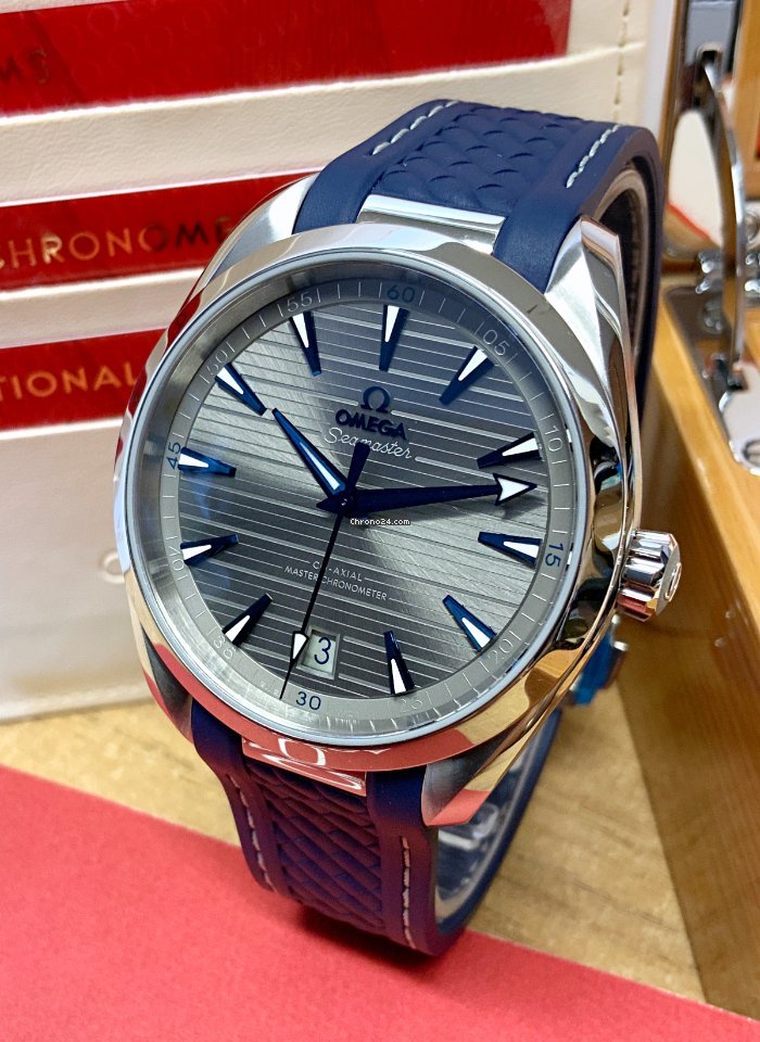 Omega Seamaster Aqua Terra Mens watch Unisex Automatic Steel 220.12.41.21.06.001 Replica 7