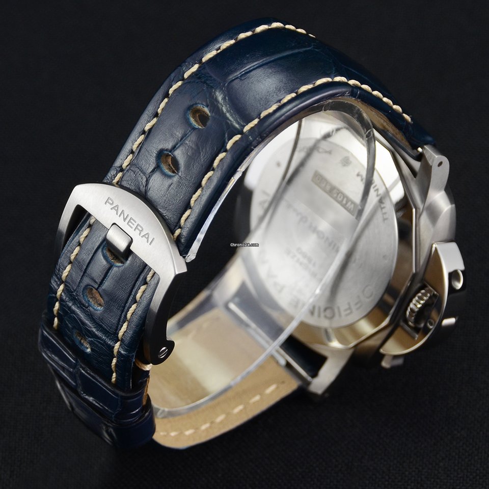 Panerai Luminor Due Mens watch Unisex Automatic Titanium PAM 00926 Replica 7
