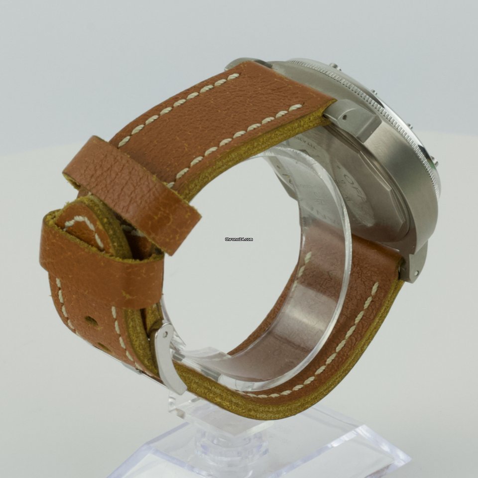IMG_9081 Panerai Luminor Submersible Mens watch Unisex Automatic Titanium PAM 00170 Replica 7