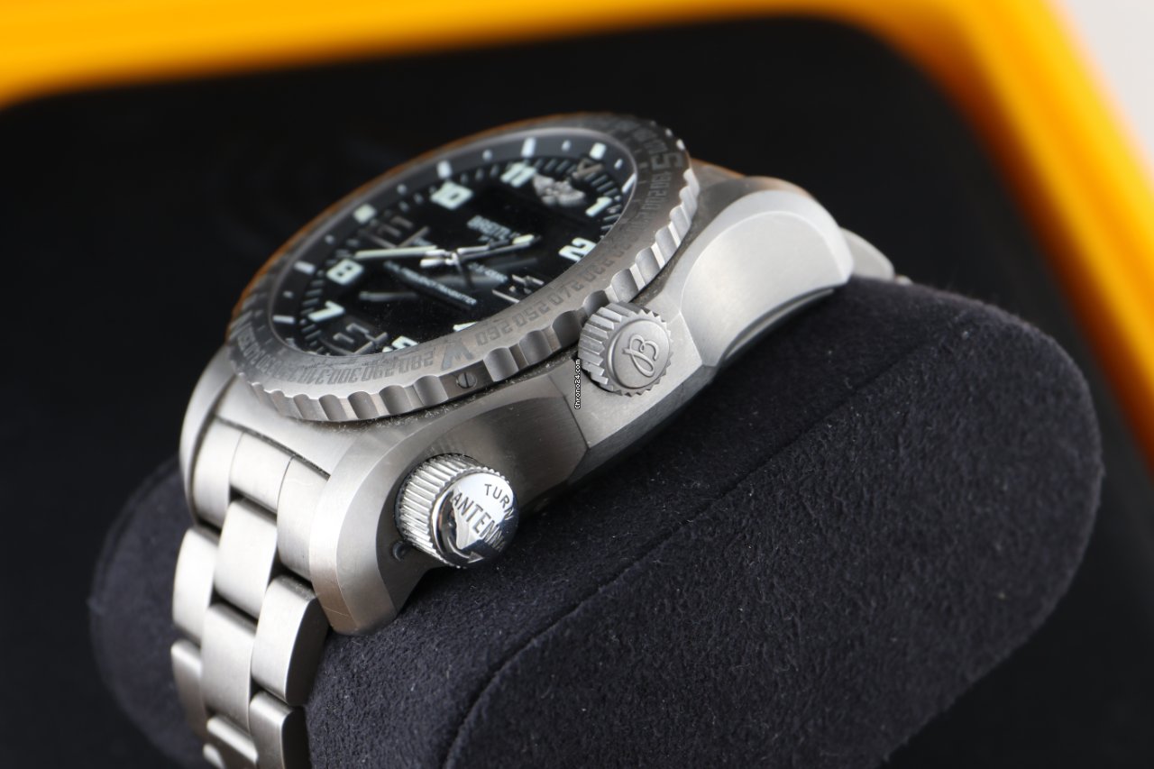 Breitling Emergency Mens watch Unisex Titanium E7632522BC02159E Replica 7