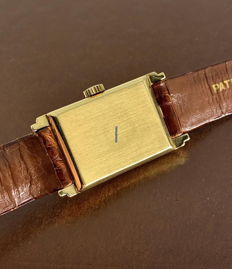 IMG_9081 Patek Philippe Vintage Manual winding Yellow gold 1559 Replica 7
