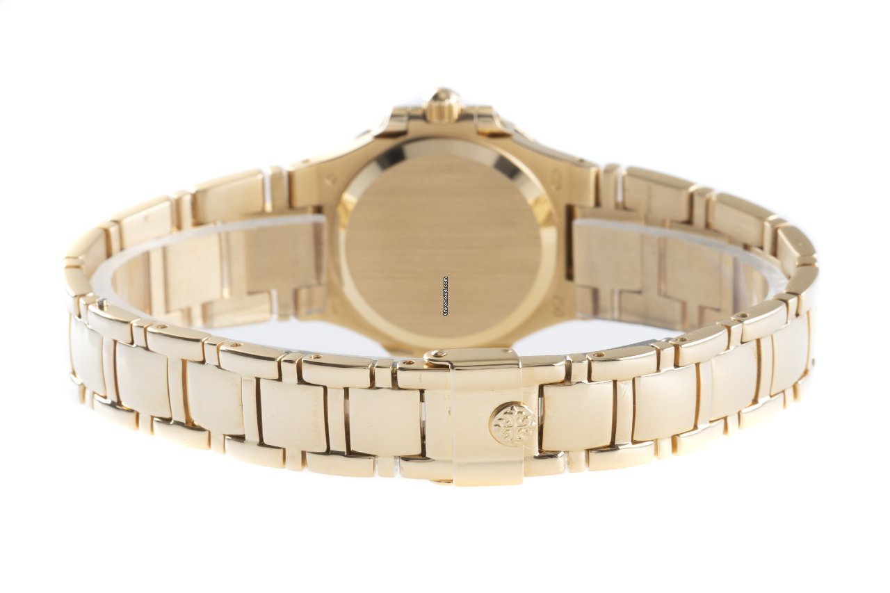 IMG_9081 Patek Philippe Nautilus Womens watch Quartz Yellow gold 4700 51 Replica 7