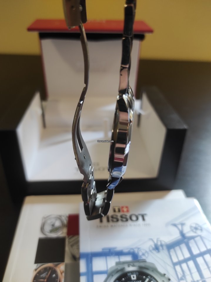 IMG_9081 Tissot Classic Dream Mens watch Unisex Quartz Steel T033.410.16.013.01 Replica 7