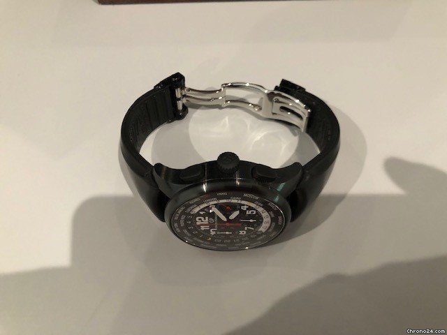 Girard Perregaux WW.TC Automatic Ceramic 49820-32-611-FK6A Replica 7