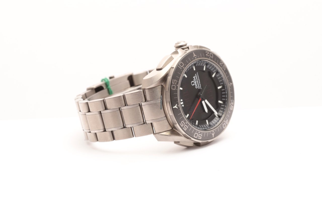 IMG_9081 Omega Speedmaster Skywalker X-33 Mens watch Unisex Quartz Titanium 318.90.45.79.01.001 Replica 7