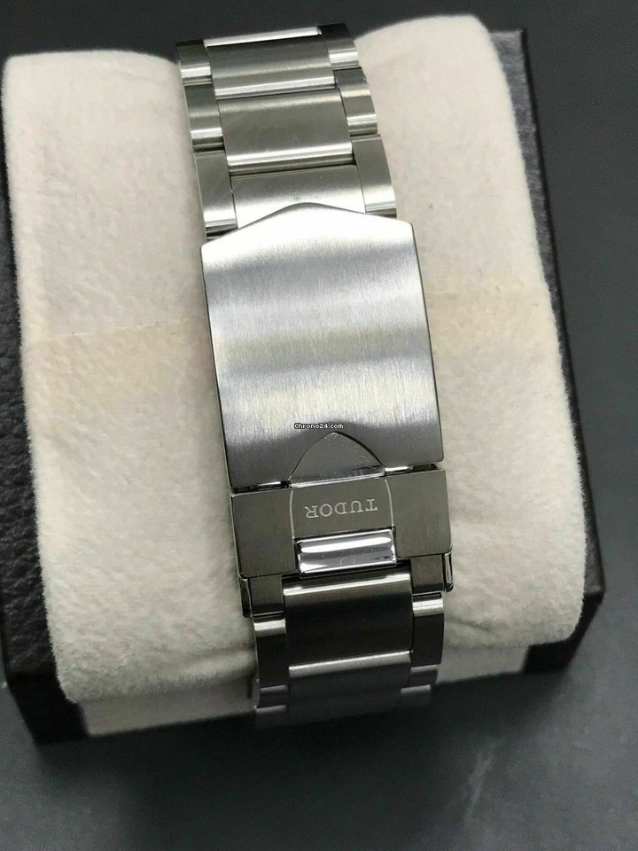 IMG_9081 Tudor Heritage Advisor Mens watch Unisex Automatic Titanium 79620 Replica 7