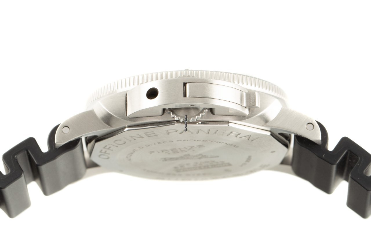 IMG_9081 Panerai Luminor Submersible Mens watch Unisex Automatic Steel PAM00683 Replica 7