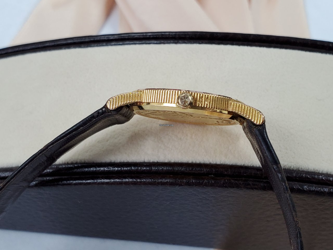 IMG_9081 Corum Coin Watch Womens watch Manual winding Yellow gold 293.645.56 0001 MU51 Replica 7