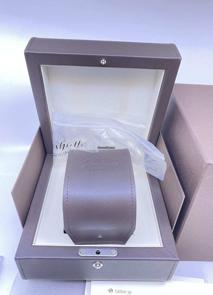 IMG_9081 Glashutte Original Sixties Mens watch Unisex Automatic Steel 1-39-52-14-02-04 Replica 7