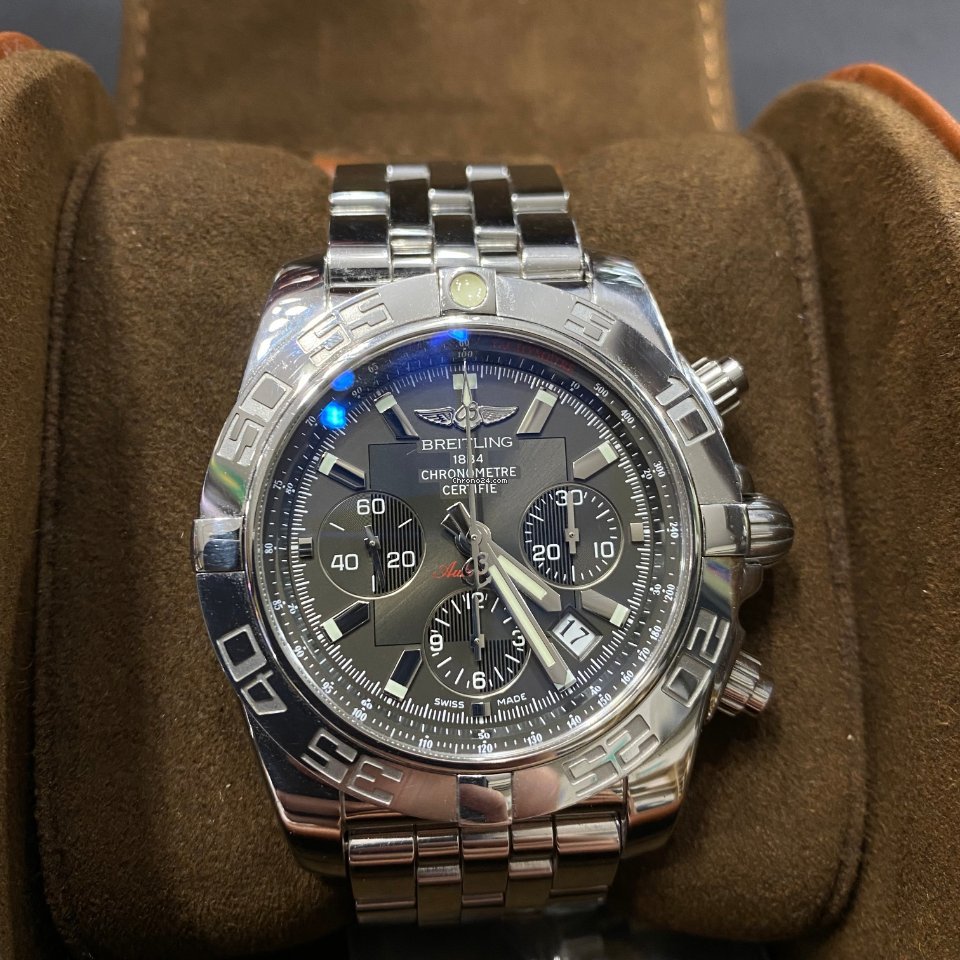 Breitling Chronomat 44 Automatic Steel AB011012 M524 Replica 7