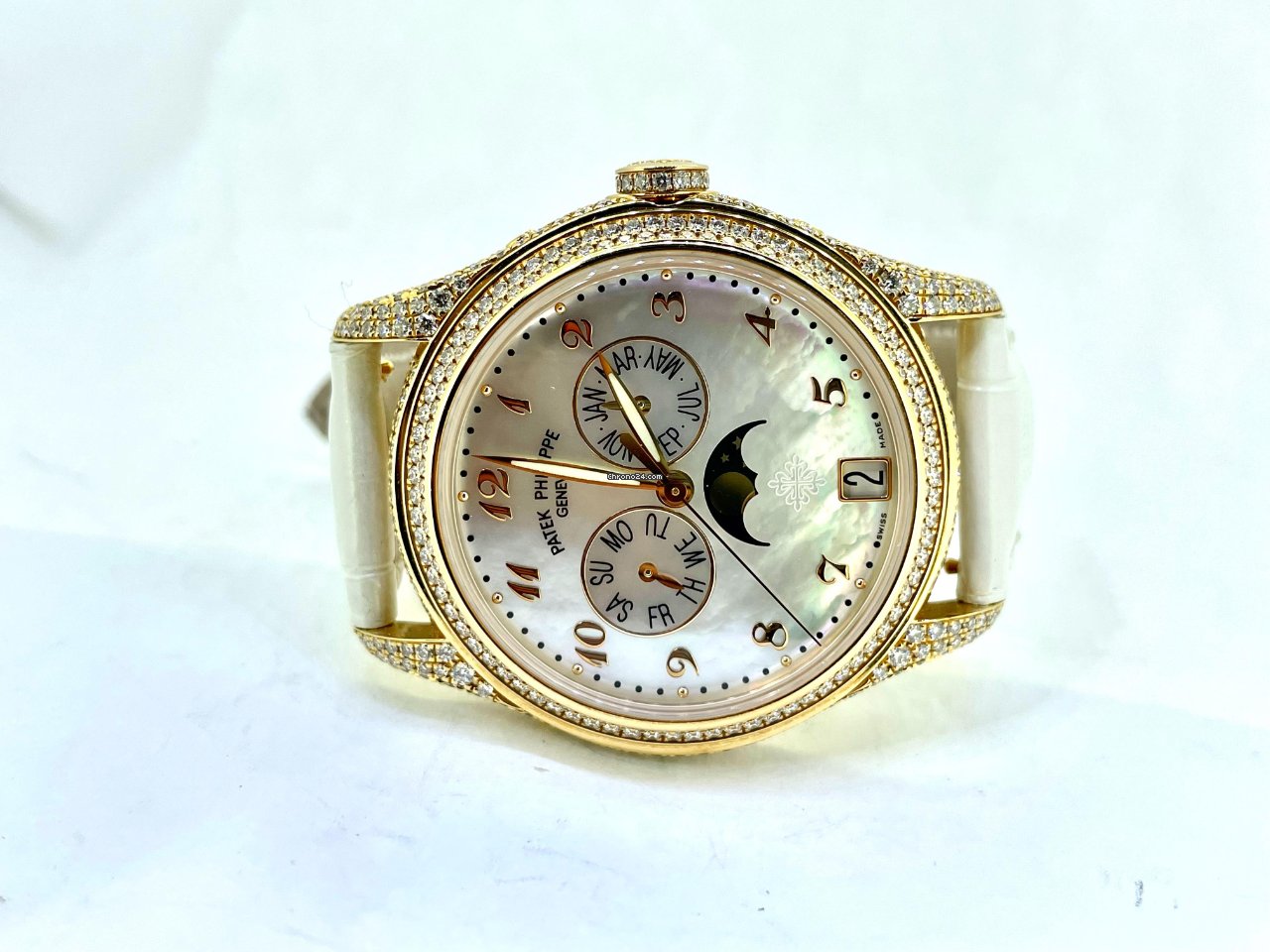 Patek Philippe Annual Calendar Rose gold 4937R-001 Replica 7