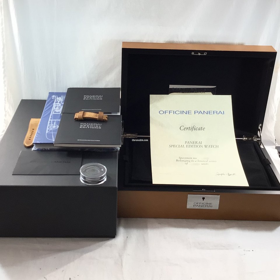 Panerai Special Editions Mens watch Unisex Manual winding Steel PAM00721 Replica 7