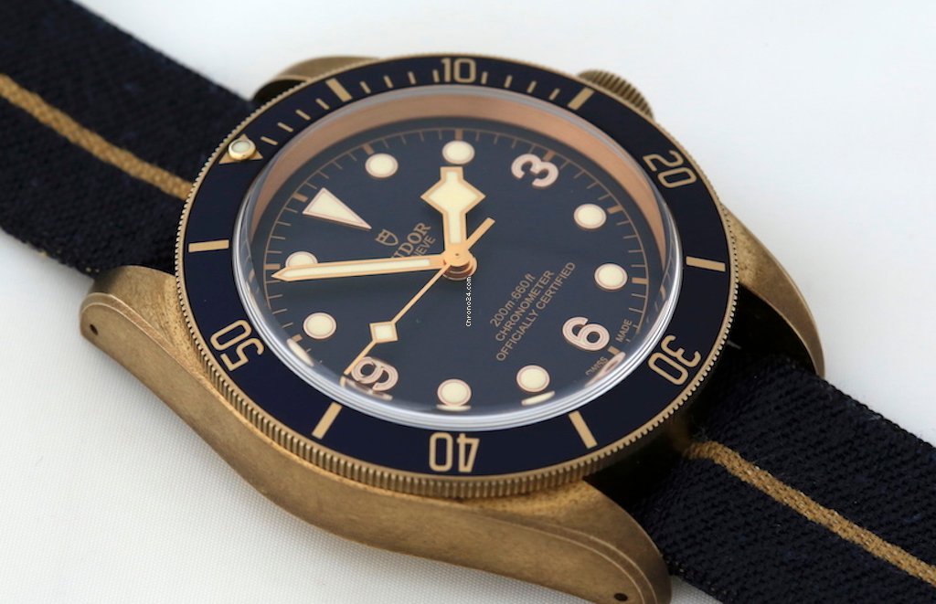 IMG_9081 Tudor Black Bay Bronze Mens watch Unisex Automatic Bronze 79250BB-0001 Replica 7