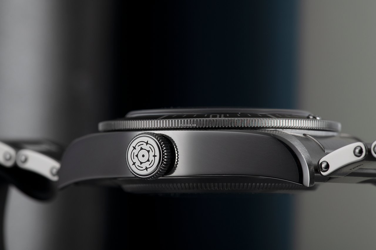 Tudor Black Bay Automatic Steel 79230G Replica 7