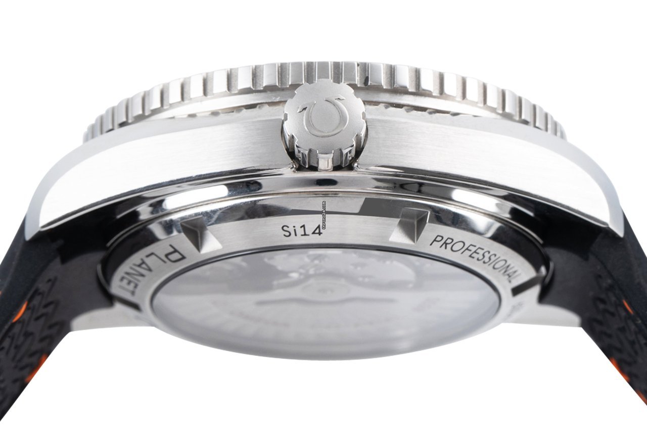 IMG_9081 Omega Seamaster Planet Ocean Mens watch Unisex Automatic Steel 232.32.42.21.01.005 Replica 7