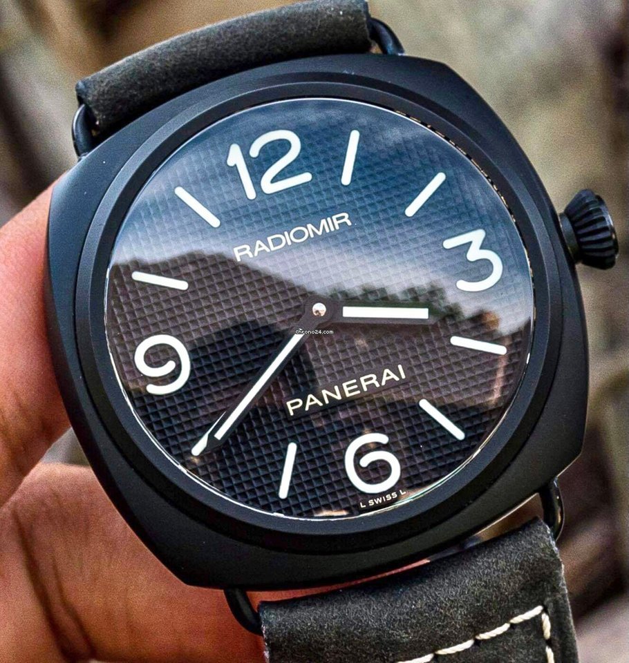 Panerai Radiomir Mens watch Unisex Manual winding Ceramic PAM 00643 Replica 7