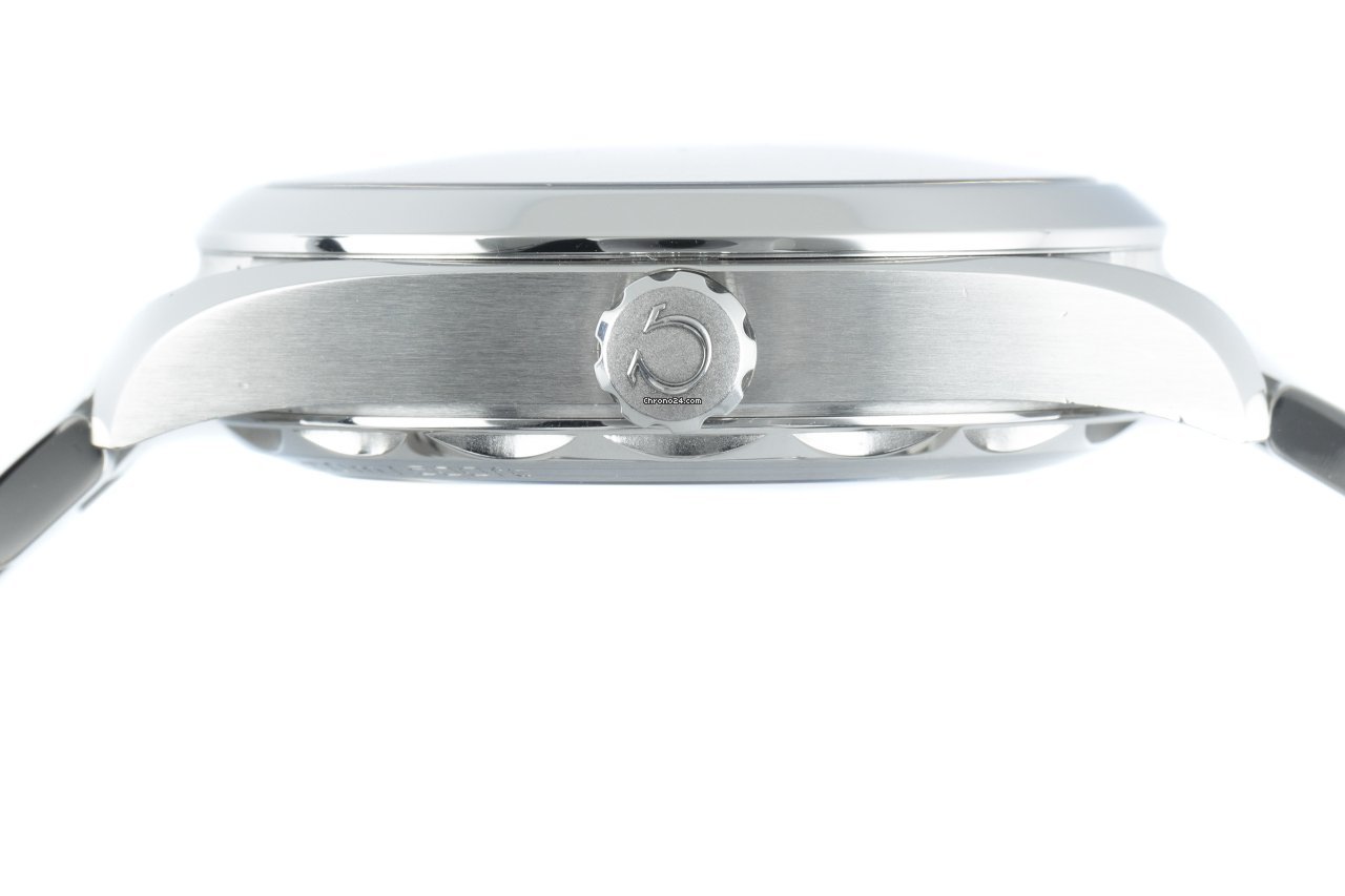 IMG_9081 Omega Seamaster Aqua Terra Mens watch Unisex Automatic Steel 220.10.41.21.03.002 Replica 7