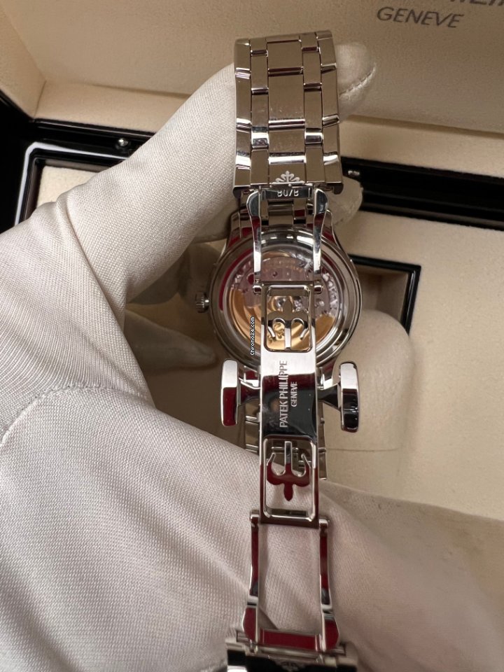IMG_9081 Patek Philippe Annual Calendar Mens watch Unisex Automatic Steel 4947 1A-001 Replica 7