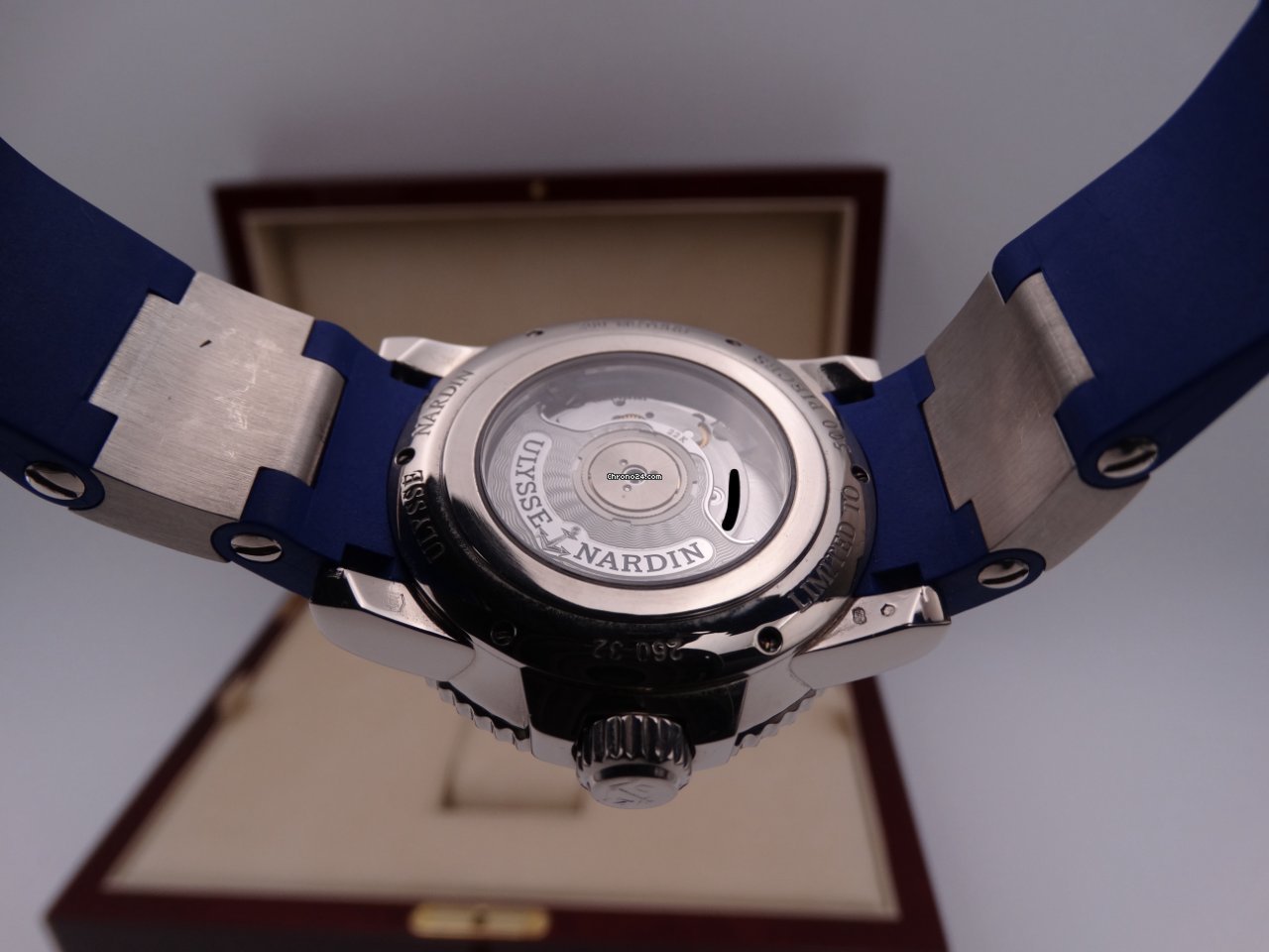 Ulysse Nardin Maxi Marine Diver Mens watch Unisex Automatic White gold 260-32-3A Replica 7