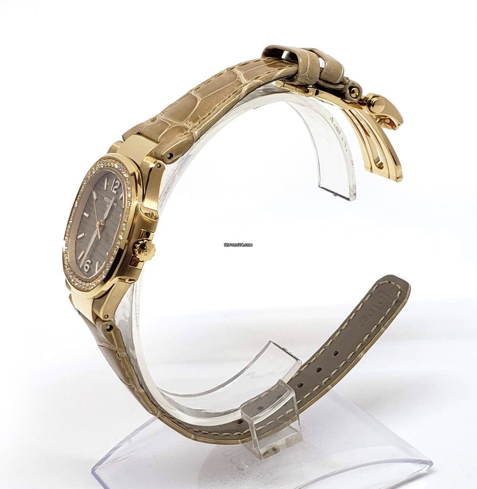 IMG_9081 Patek Philippe Nautilus Womens watch Quartz Rose gold 7010R-012 Replica 7